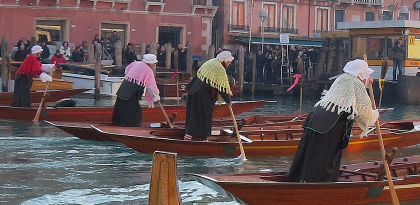 Befane in Canal Grande